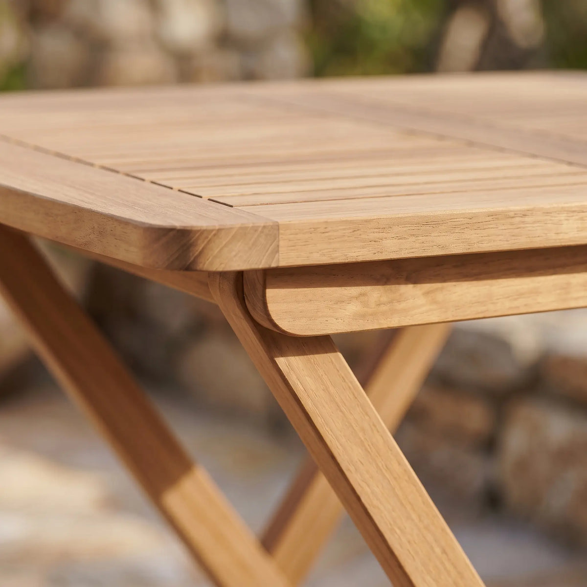 WINDSOR 24″ SQUARE PICNIC FOLDING TABLE