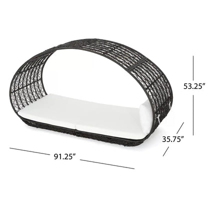 Abigal Outdoor Wicker Daybed With Cushion
