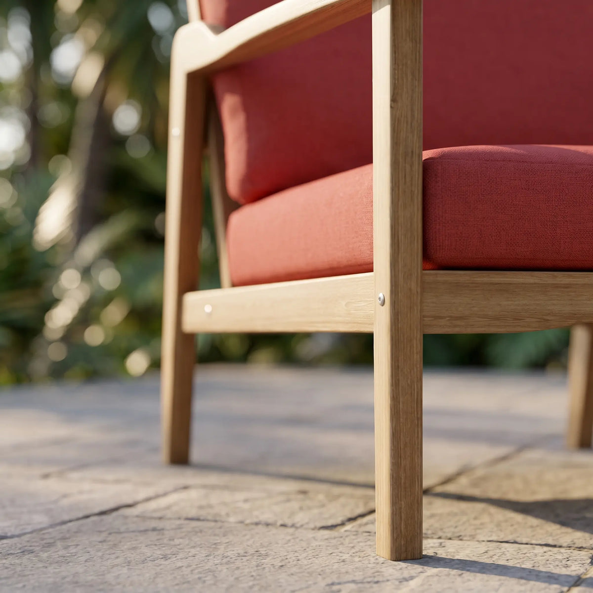 AMALFI DEEP SEATING ARMCHAIR