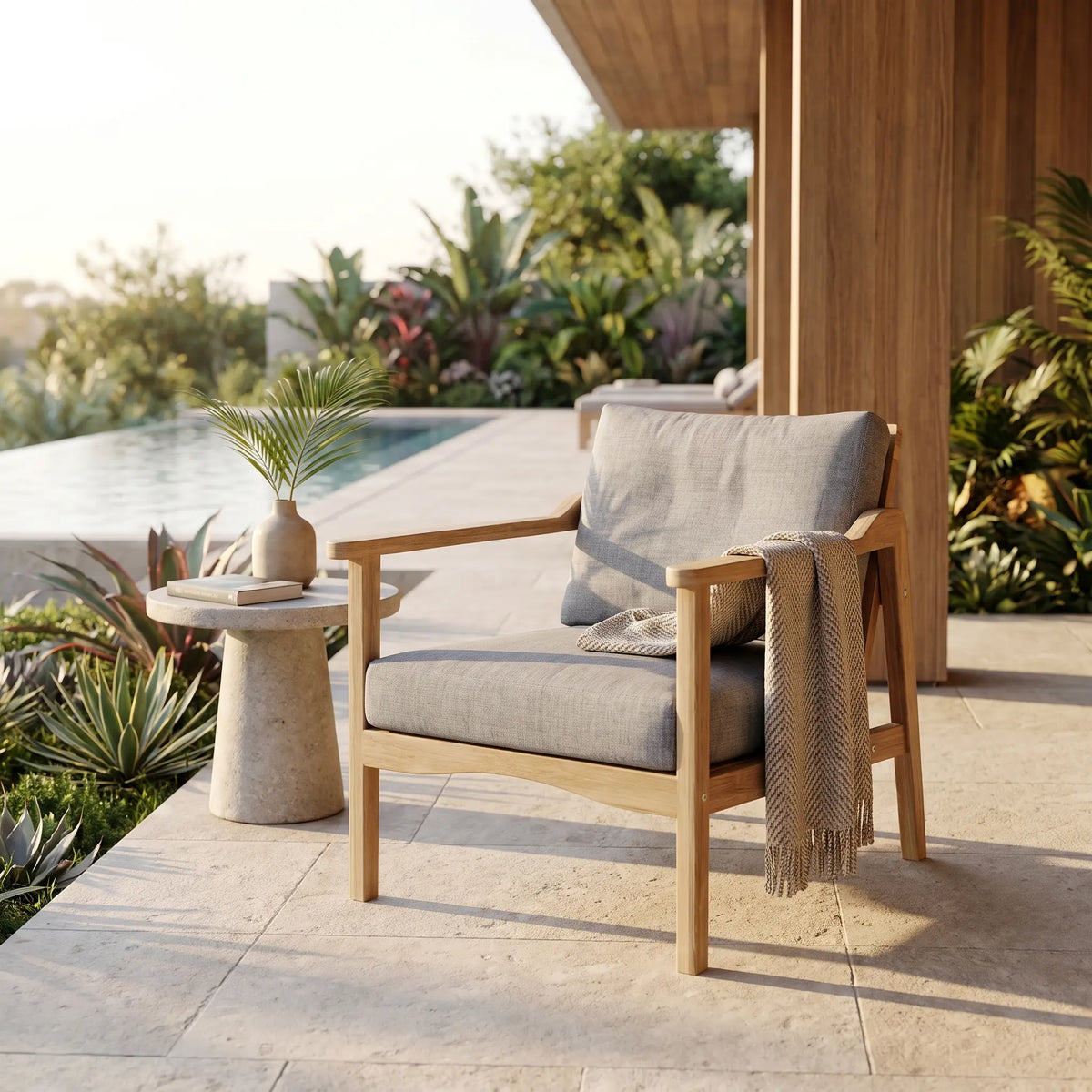 AMALFI DEEP SEATING ARMCHAIR