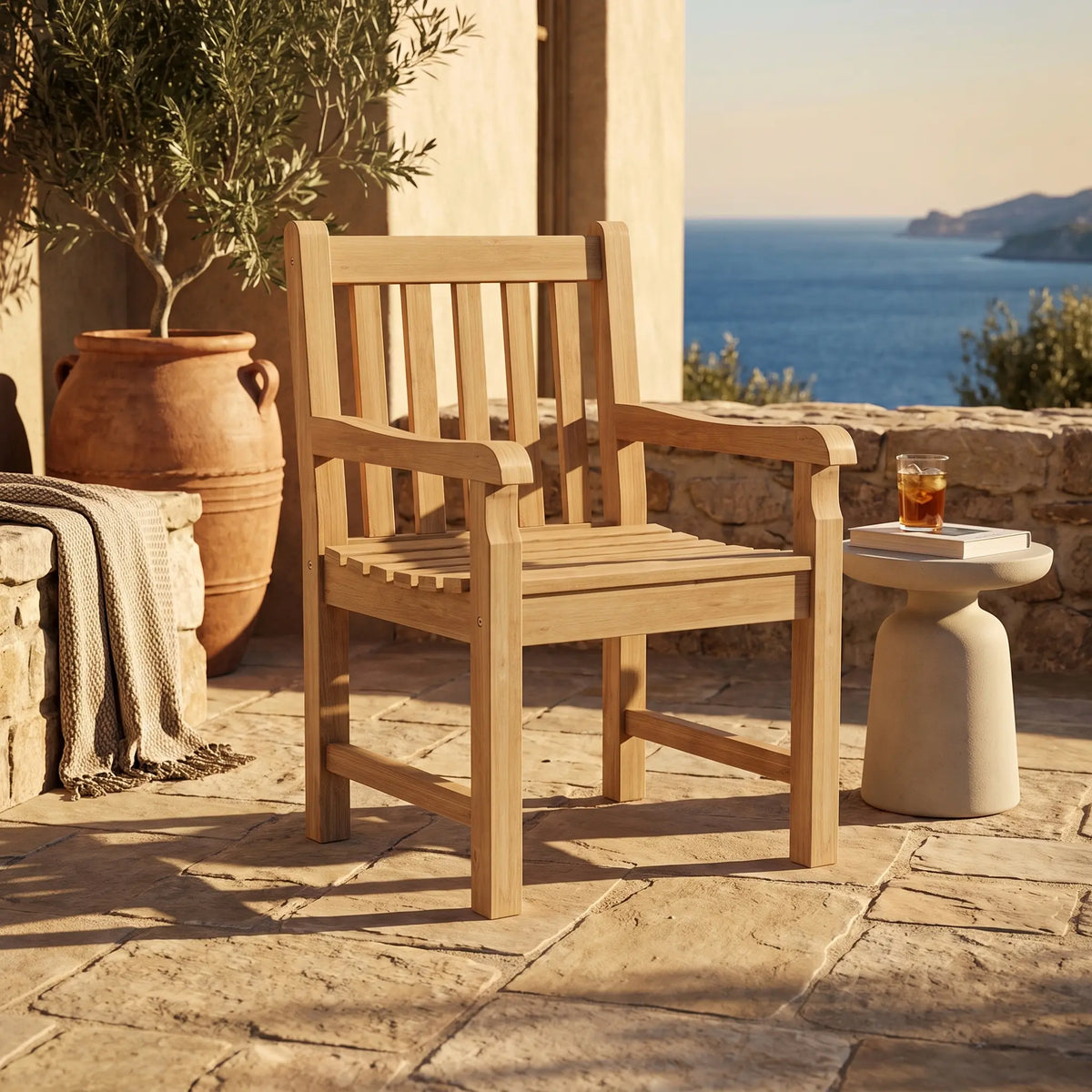 CLASSIC DINING ARMCHAIR