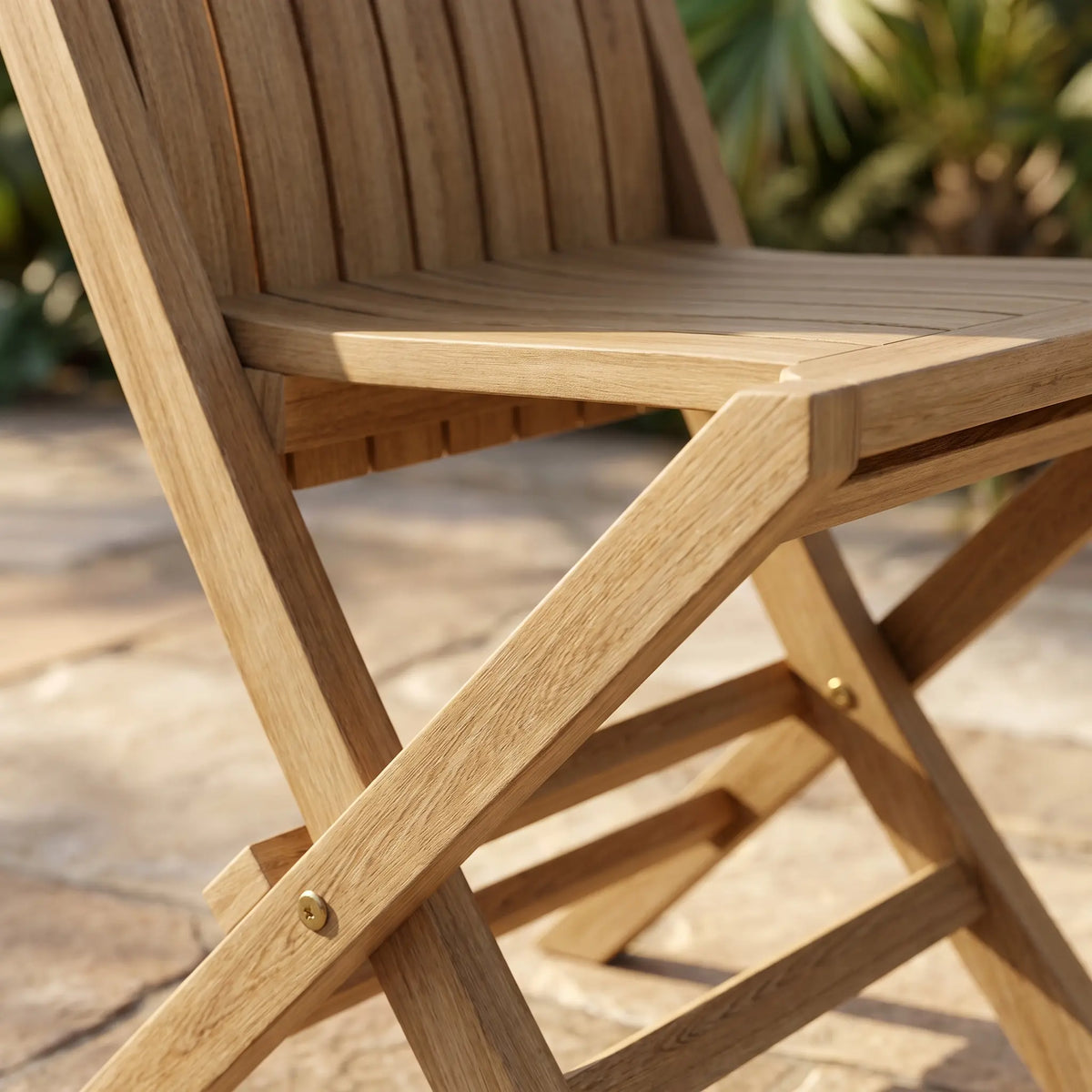 COMFORT FOLDING CHAIR (2-PC)
