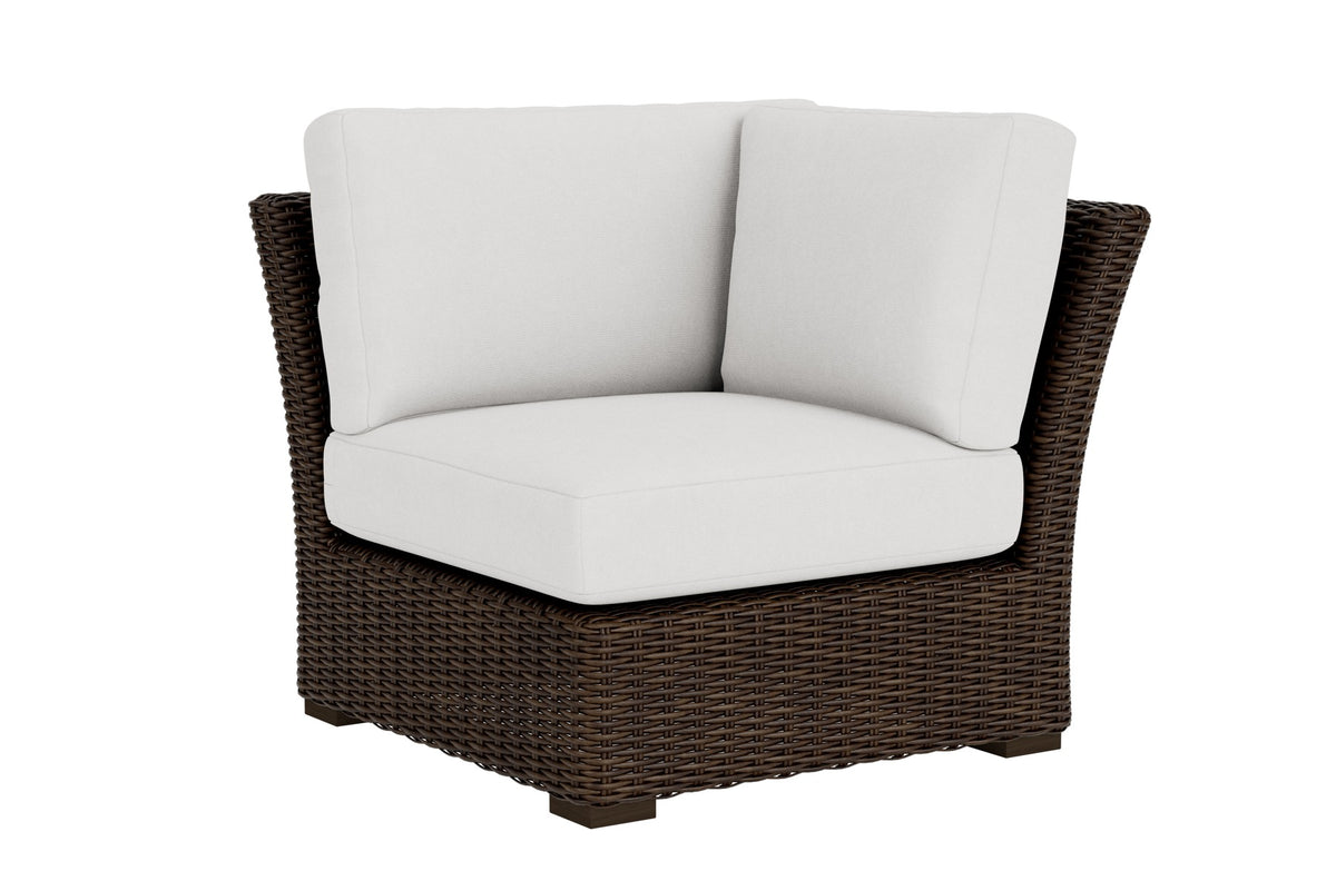 Lloyd Flanders Mesa Corner Sectional